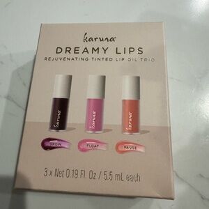 Karuna lip oil trio
